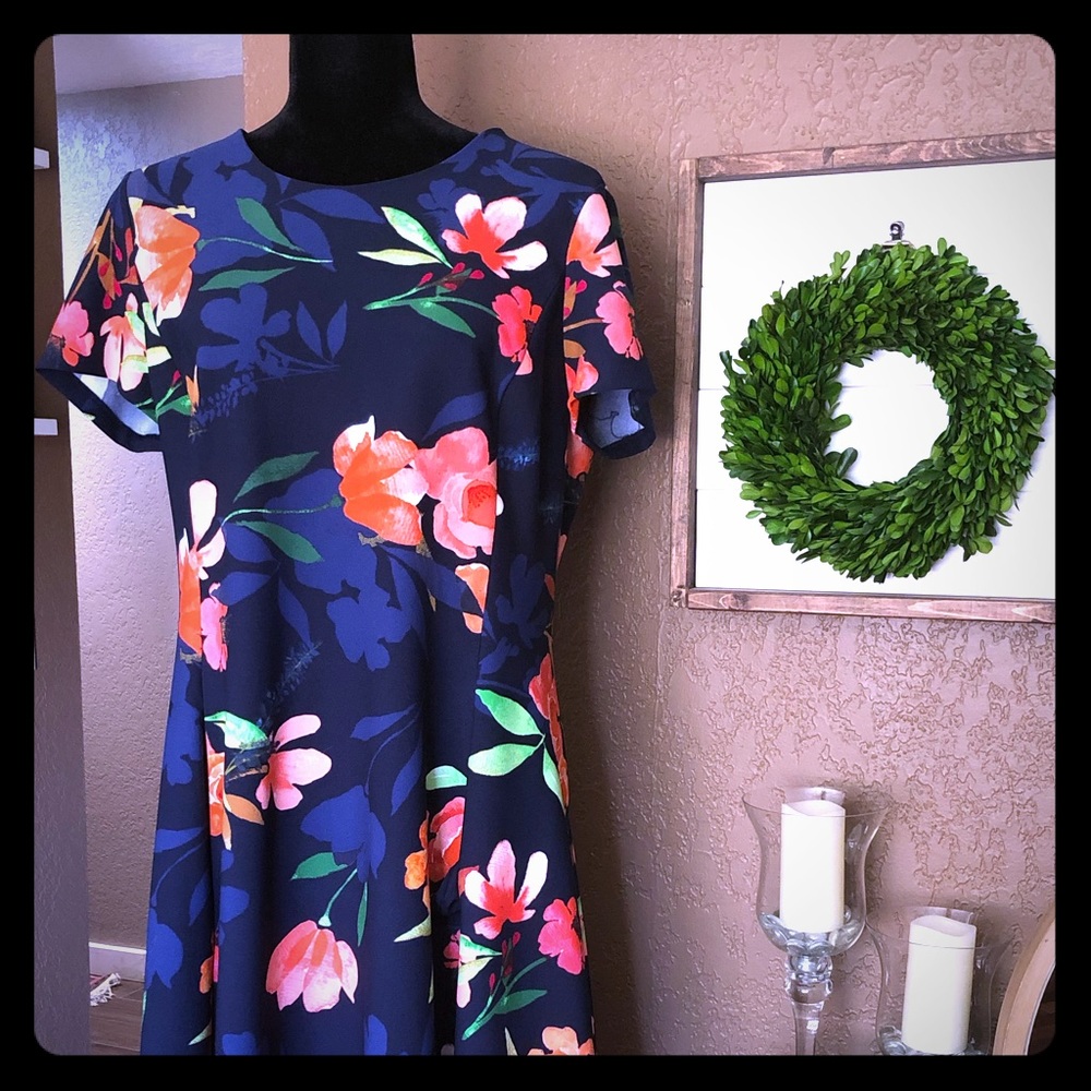 DKNY Short Sleeve Floral Fit & Flare Dress